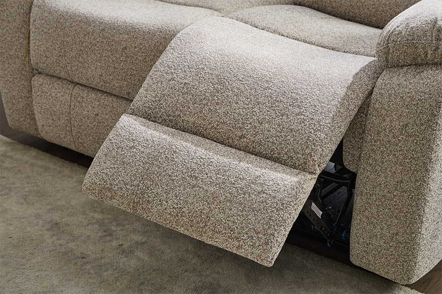 RC-2329 Dostatok viacerých sedadiel